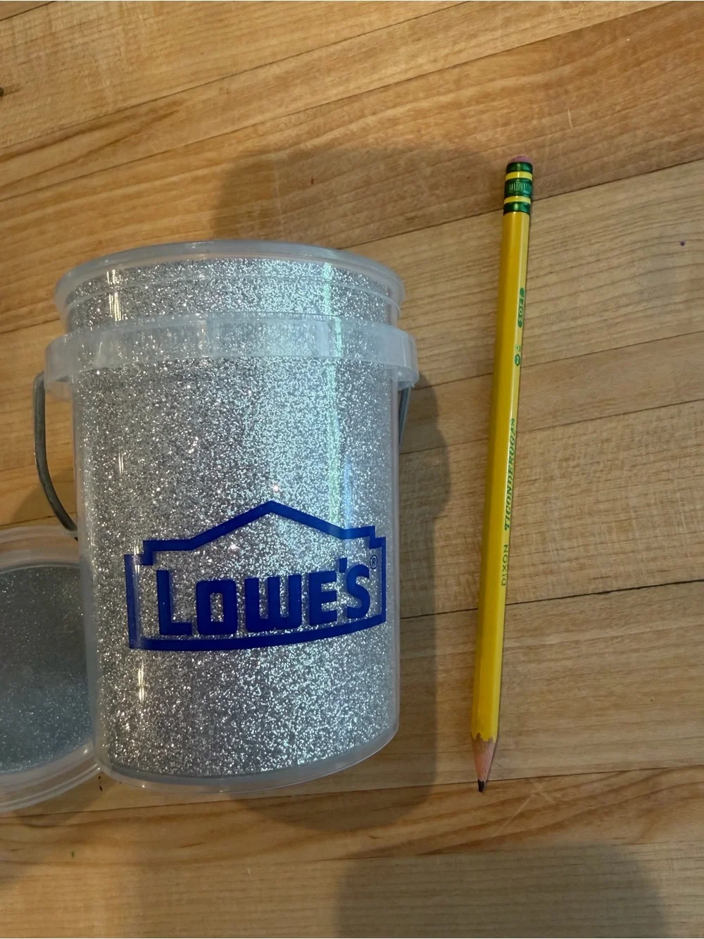 N/A silver glitter
